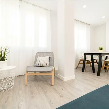 Apartment Homes Saint Felipe Neri Malaga